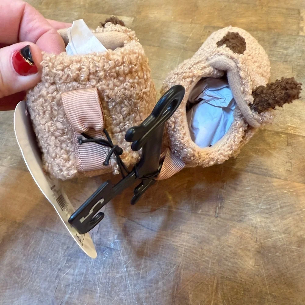 Plush Puppy Baby Slippers in Light Brown Sz 5 Velcro Warm Winter Slip on Shoe